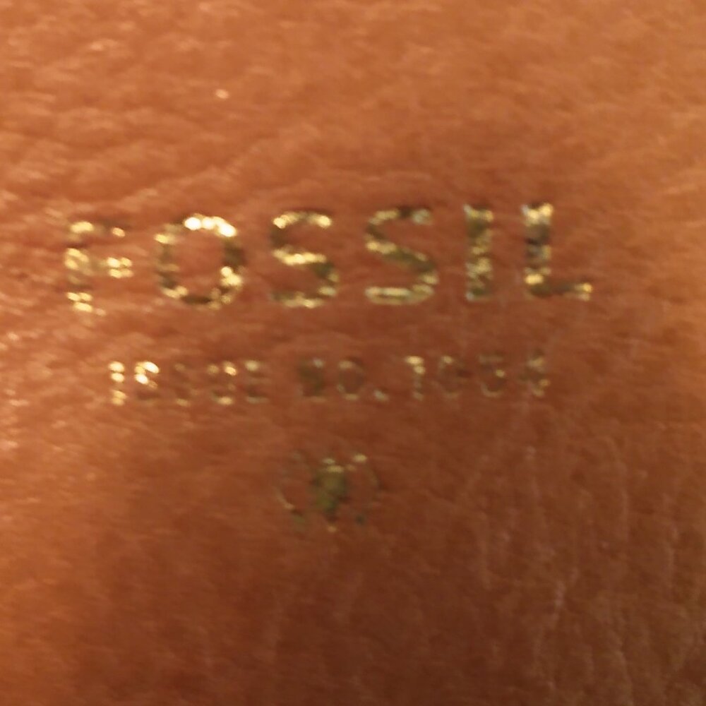 Vintage, genuine leather, fossil bag, in excellent condition 12x8x2 - Picture 11 of 16